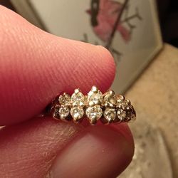 10K Gold Anniversary Ring Size 4