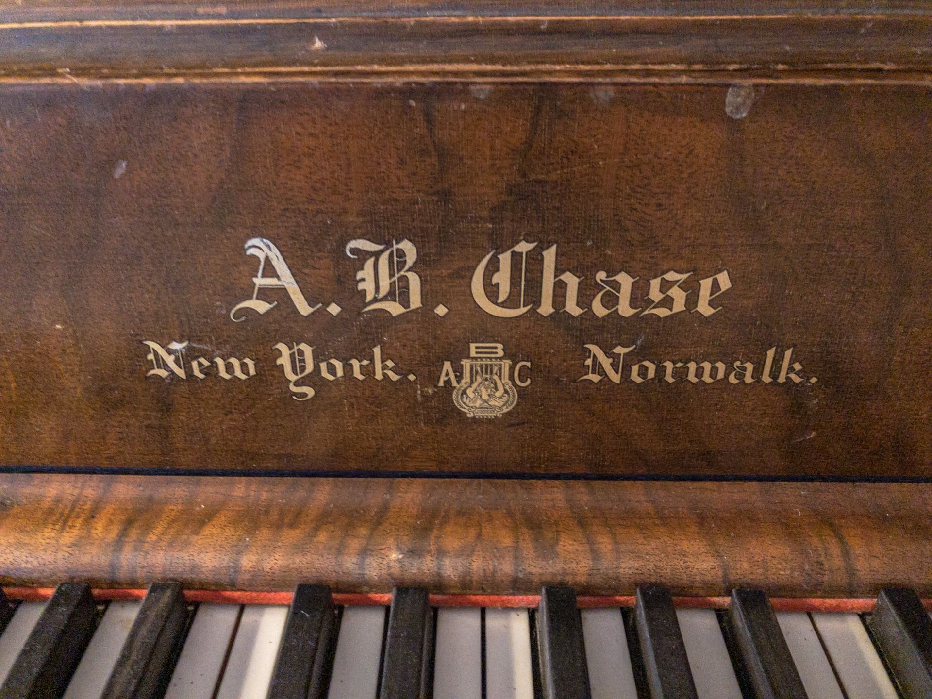 Ab chase upright piano deals