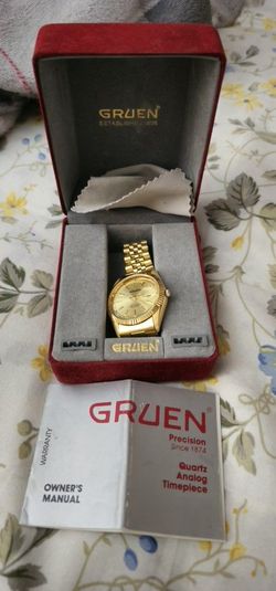 Gruen Goldtoned Presidential Fluted Bezel Day Date Watch