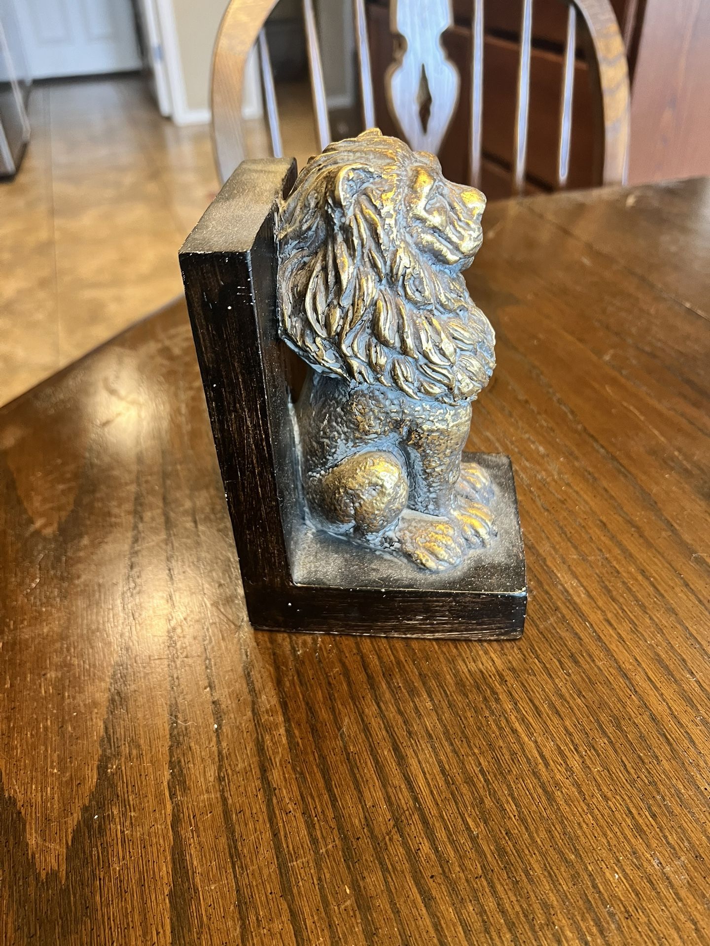 Lion Bookend