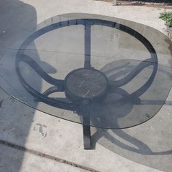 Round Glass Center Table 
