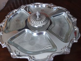 Large rotating tray