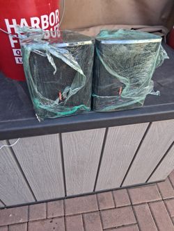 2 Jbl Speakers