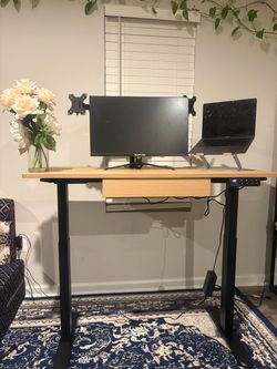 Laptop stand