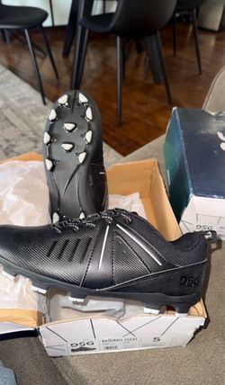 Kids Baseball Cleats Size 5 & 6