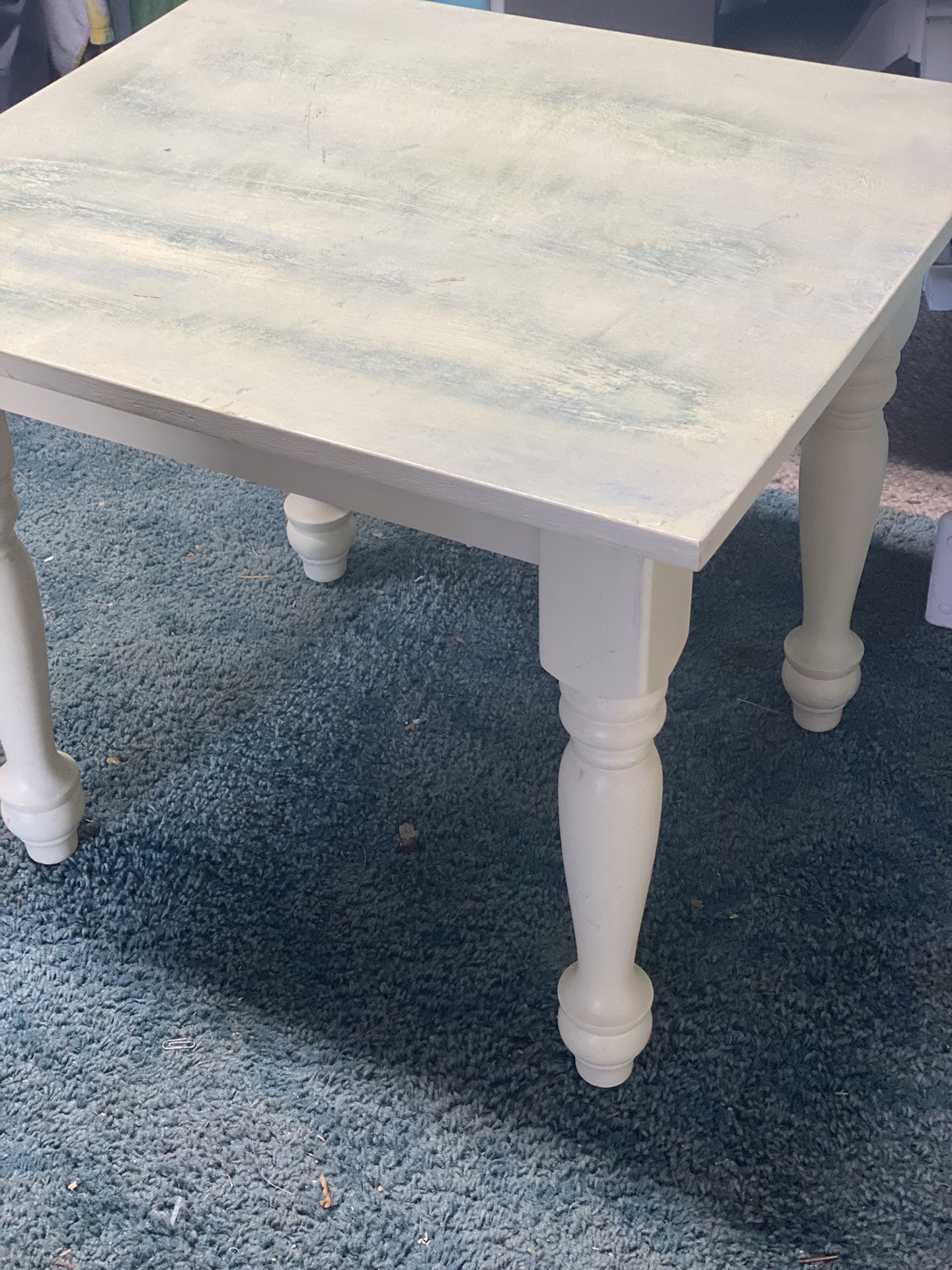 Accent / End Table 