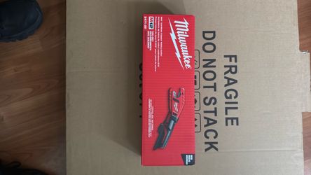 Milwaukee M12 Pipe Cutter