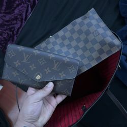 Louis Vuitton Purse And Wallet Combo