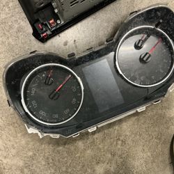 Speedometer instrument gauge Toyota rav4