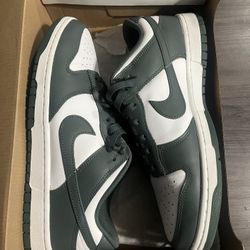 Nike Dunk Vintage Green