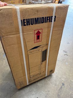 *New in Box*  Large Capacity Dehumidifier (HN)