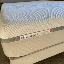 Sealy Posturepedic Hybrid Queen Mattress