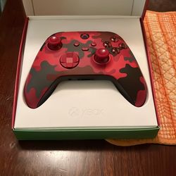 Red Camouflage Wireless Xbox Controller