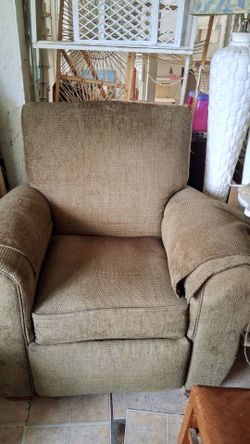 Used Recliner $40