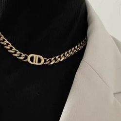 Luxury Dior Symbol Necklace 