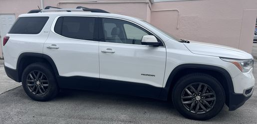 2017 GMC Acadia