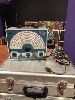 Vintage EICO Signal Generator Model 320