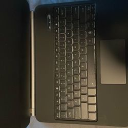 iPad Pro and iPad Air Keyboard 
