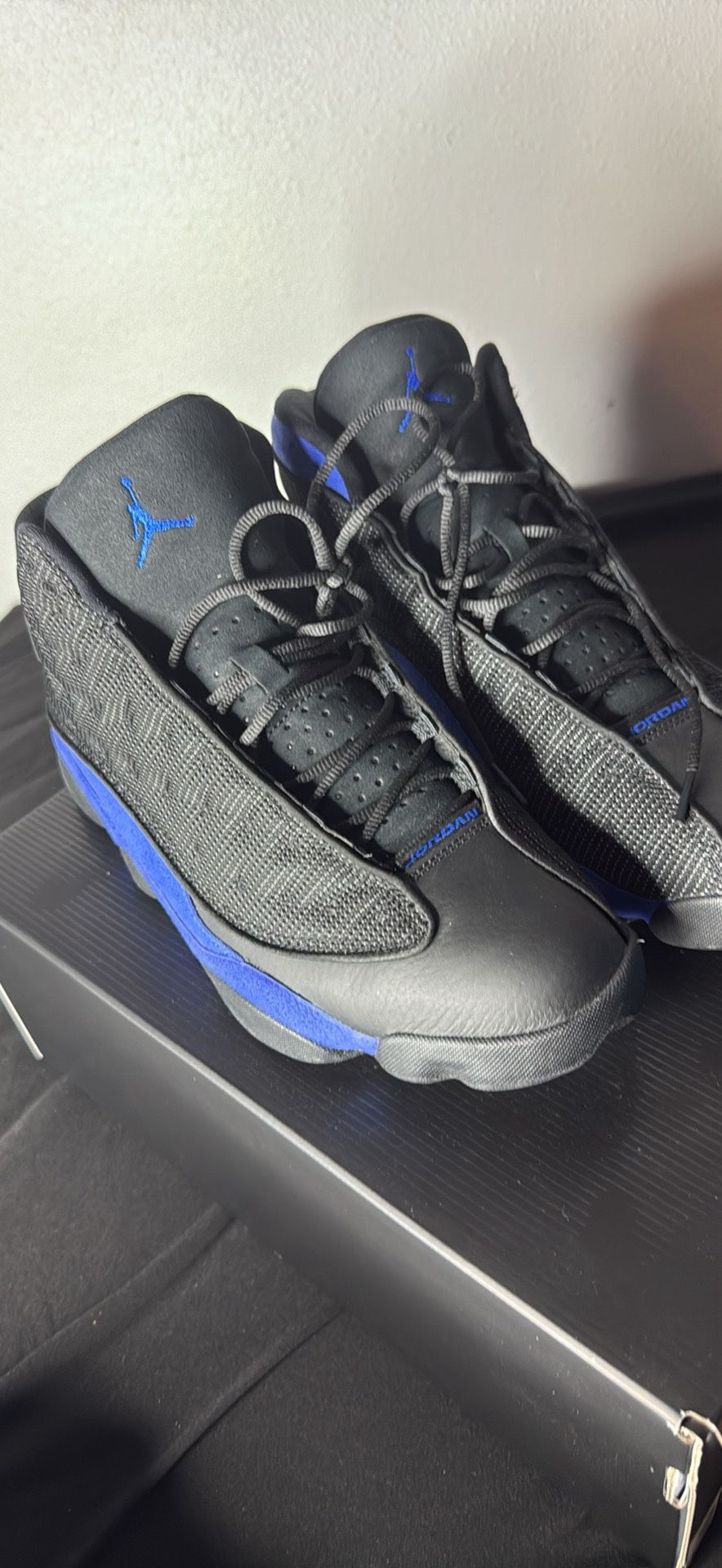 Jordan 13 Black/Blue No Shoe Box