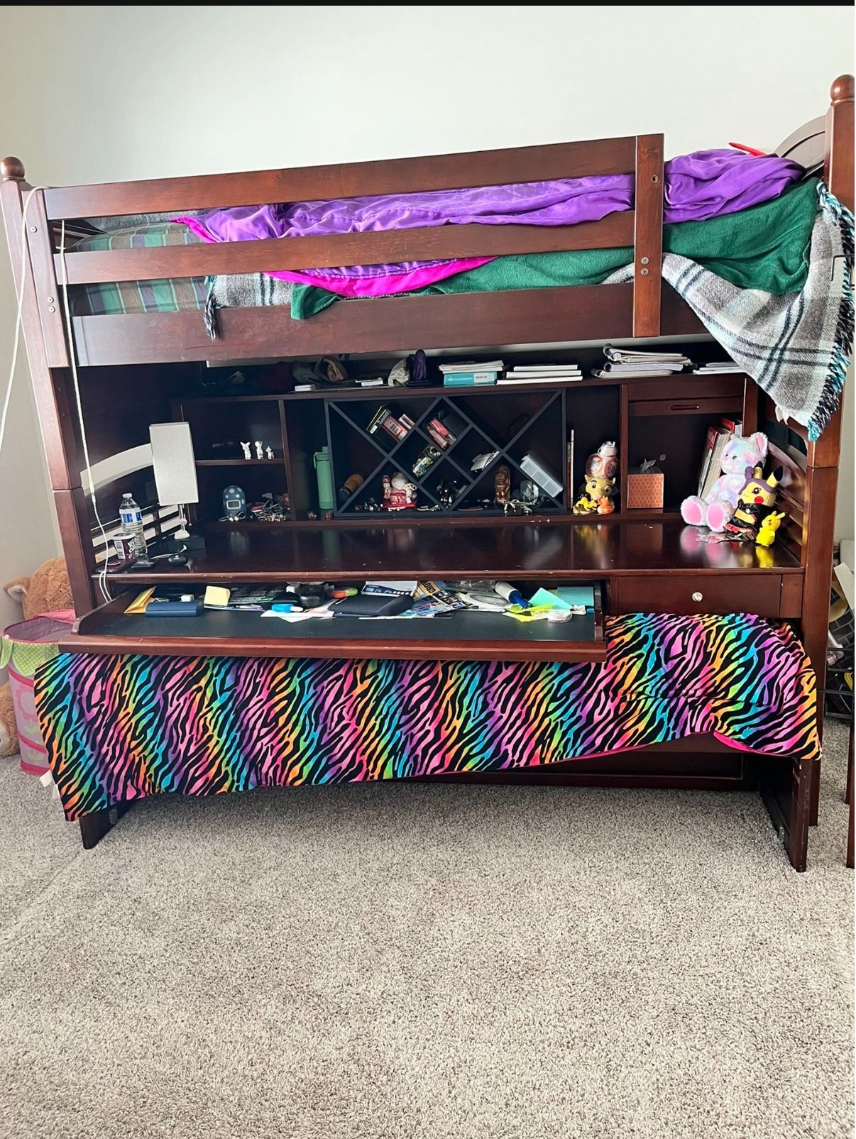 Stanley Furniture Solid Wood Twin Bunk Bed With Mattresses
