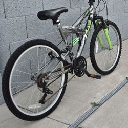 Kent

Northwoods Z245 de 24 