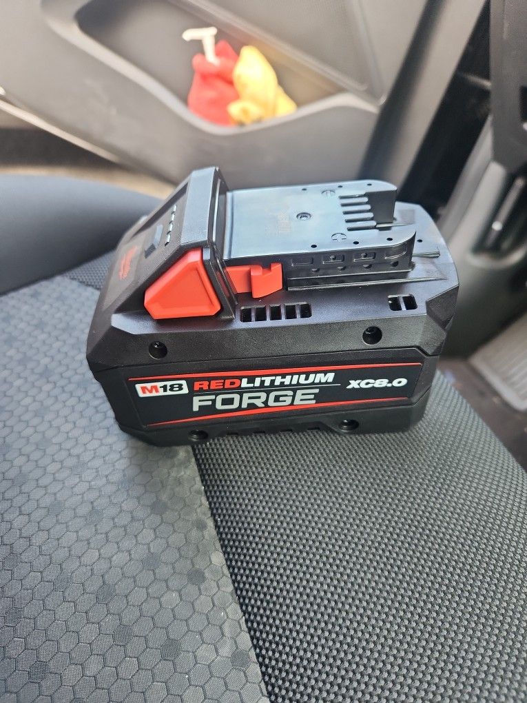 Milwaukee M18