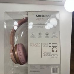 Headphones 