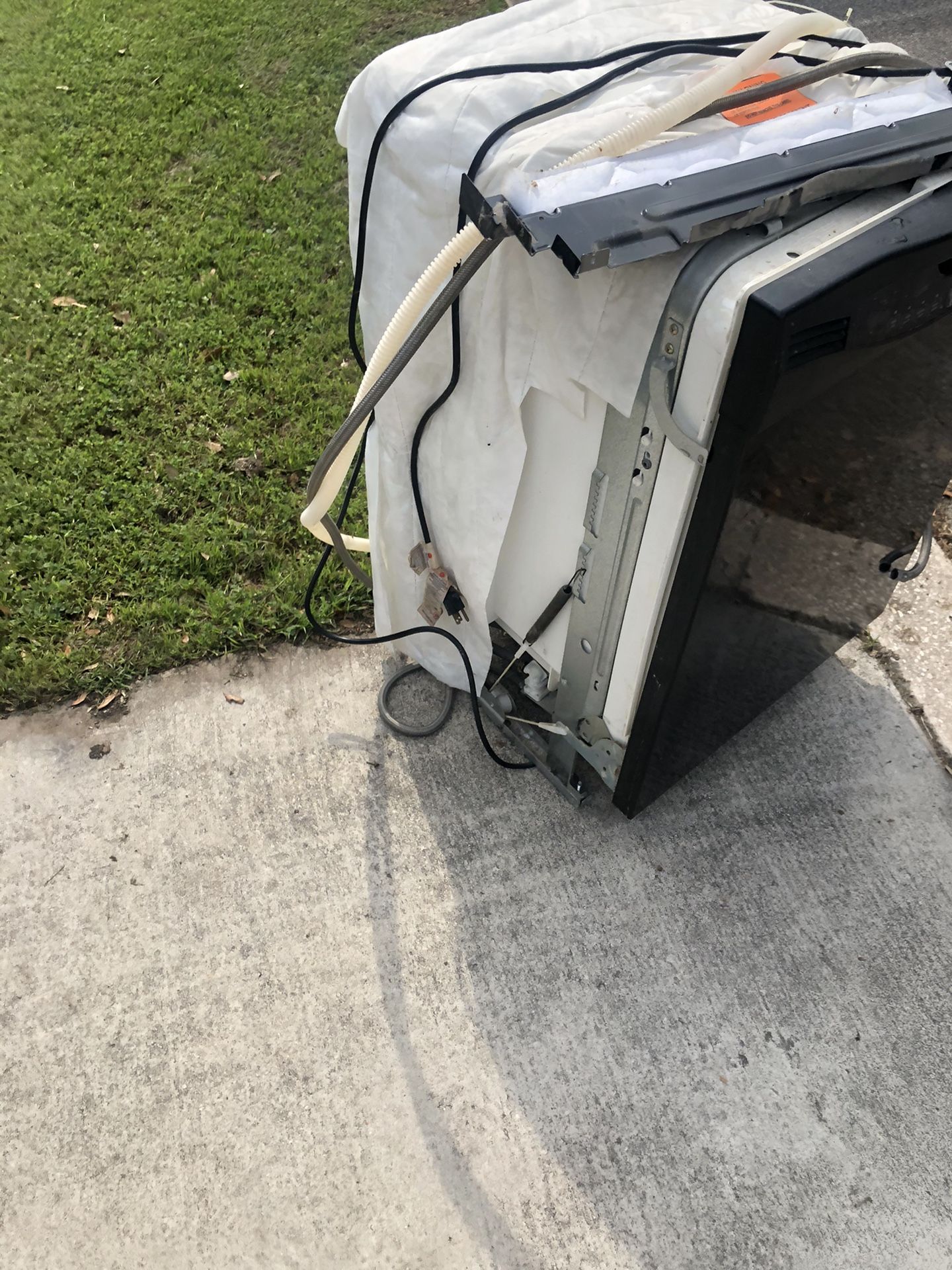 Free broken dishwasher