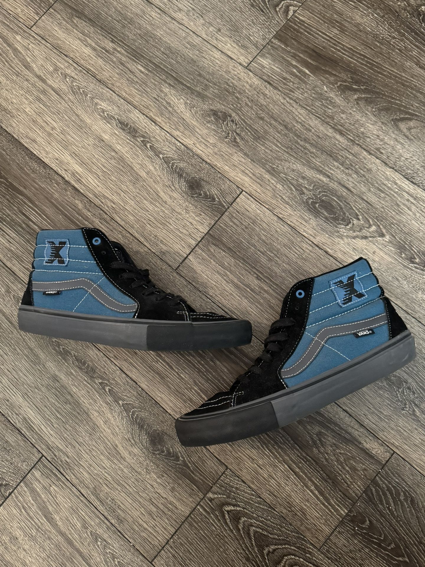 Vans Sk8 Hi Sci-Fi Fantasy Size 11