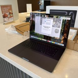 BRAND NEW Apple 2025 MacBook Pro M4 16 inch