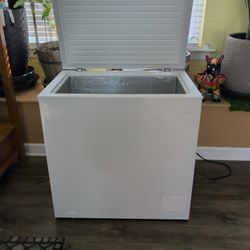 Freezer Chest 
