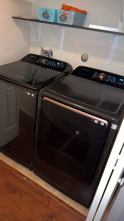 SAMSUNG WASHER AND DRYER SET