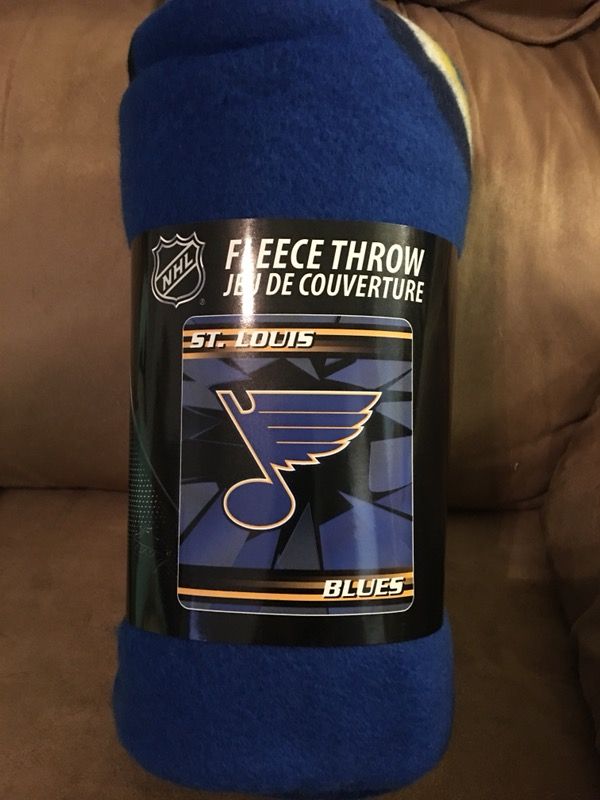 St. Louis Blues 50” x 60” fleece blanket