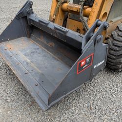 Bobcat Skid Steer 62" 4 in 1 Bucket