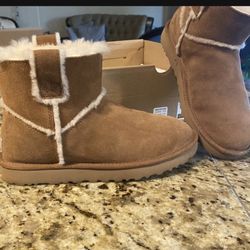 Uggs Size 8 