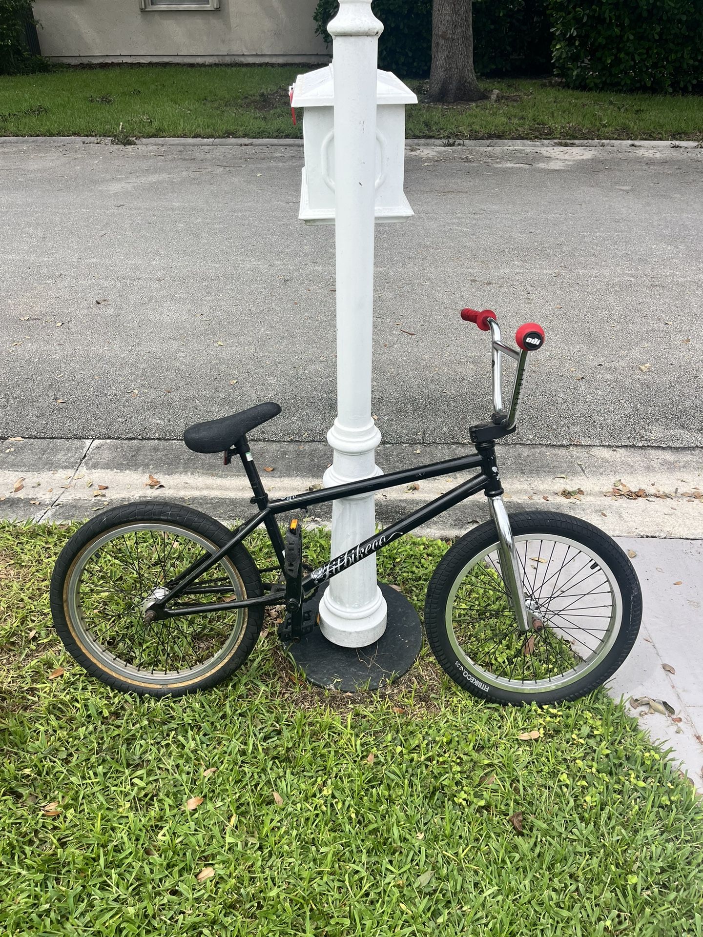 Fit Bike Co. BMX Bike