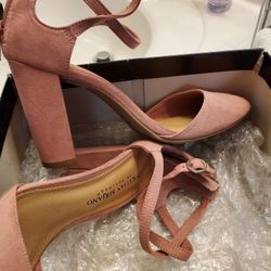 Pretty pink heels