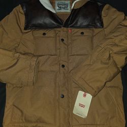Levi’s Men’s Mixed Quilted Jacket – Size M