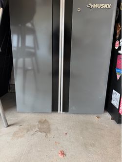 Husky tool cabinet