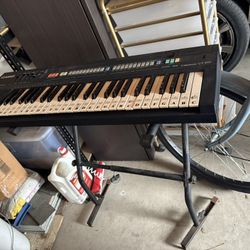 Piano Keyboard 