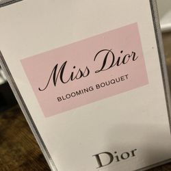 Women’s Fragrance 
