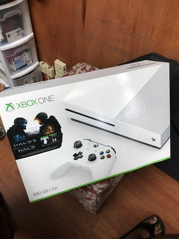 Xbox one S halo edition 500gb new sealed in box