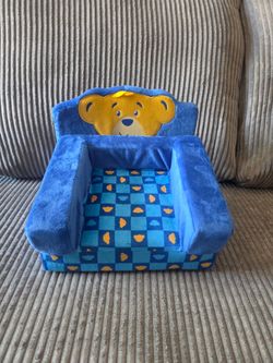 small couch with pull out bed