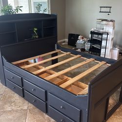 Full size bedframe