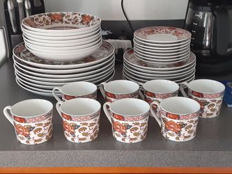 Floral Porcelain Dinnerware Set