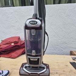 shark vacuum 