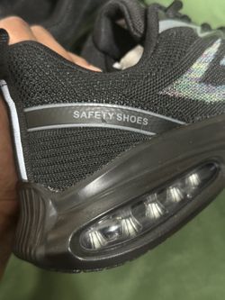  safety shoes for working construction or for working with heavy material