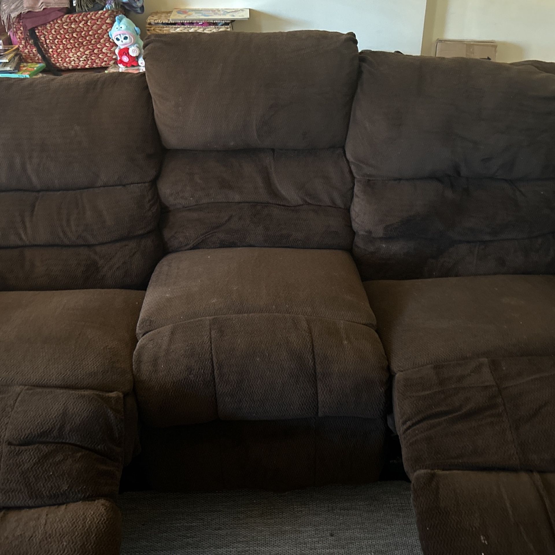 FREE Big Brown Sofa. Cup holder in the middle.