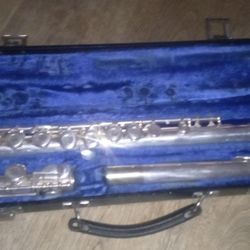 Silver Flute With Blue Velvet Hard Case