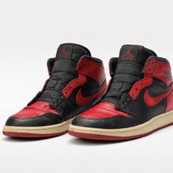 Air Jordan 1 Bred